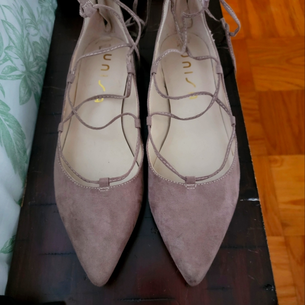 Unisa Gladiator Style Flats Lace Up Suede Size 9